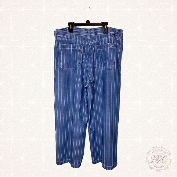 Seven 7 Belted Wide Leg Crop Pants Blue Chambray White Stripes Size 10 - Picture 4 of 13
